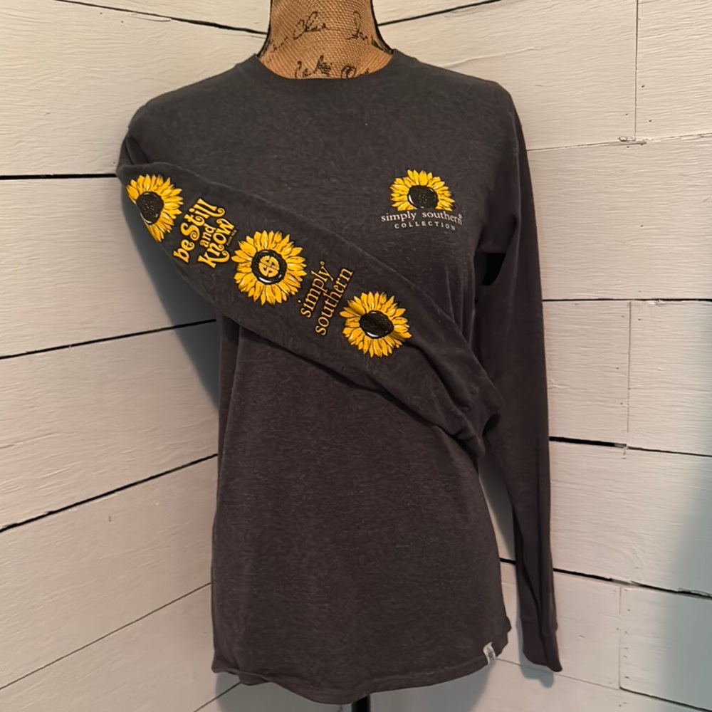 Simply Southern Gray Graphic Be Still and Know Long Sleeve Tee